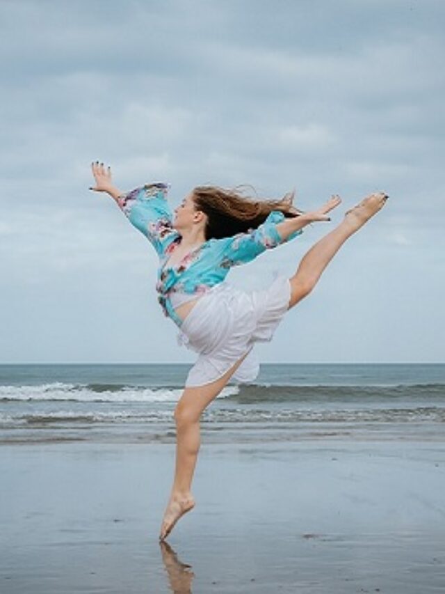 Health benefits of dance: Weight loss, Improves Cardiovascular Health, and many more