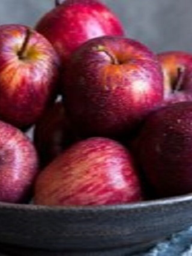 6 easy ways to remove wax and pesticides from apples without losing taste or crunch: Clean apples made easy