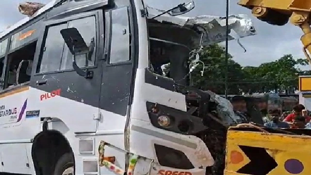 bus accident in west bengal