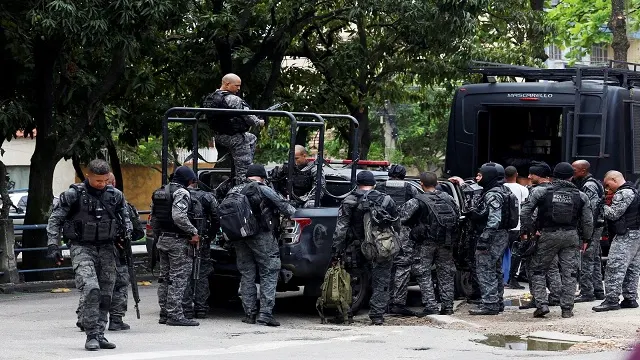 massive Rio de Janeiro police raid